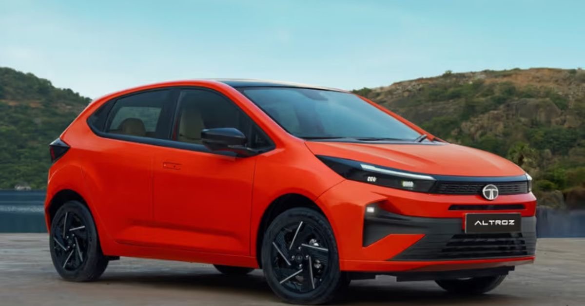 2025 Tata Altroz Facelift Review: Sharp Looks, Smart Upgrades.