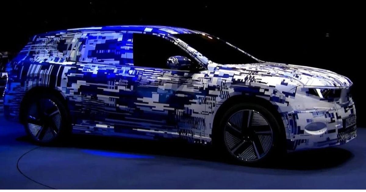 BMW iX3 2026: Unveiling 500-Mile Range & Stunning Features With Specs and Price.
