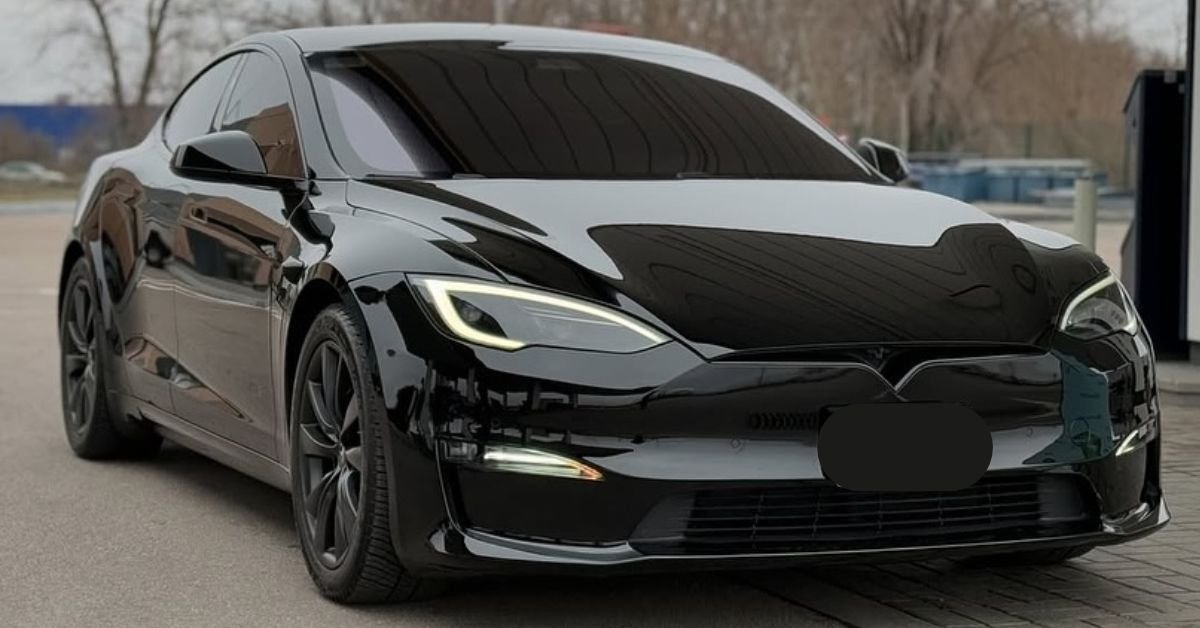 Tesla Model S Plaid 2025: Unleash the Future with Blazing Speed & Bold Innovation.