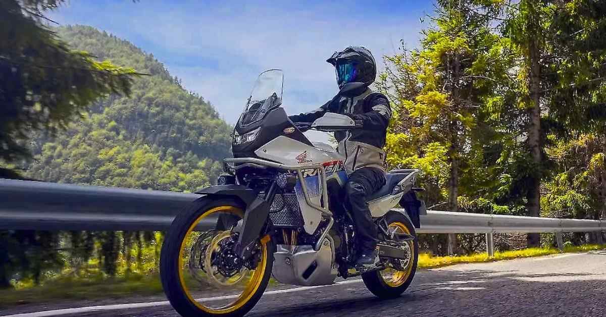 2025 Honda Transalp XL750 Launched in India at ₹11 Lakh - Know the Specs & Features.