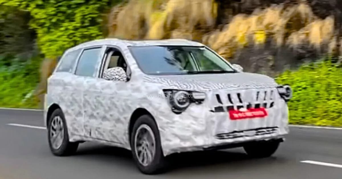 2026 Mahindra XUV700 Facelift Spied for the First Time - New Design Leaked.