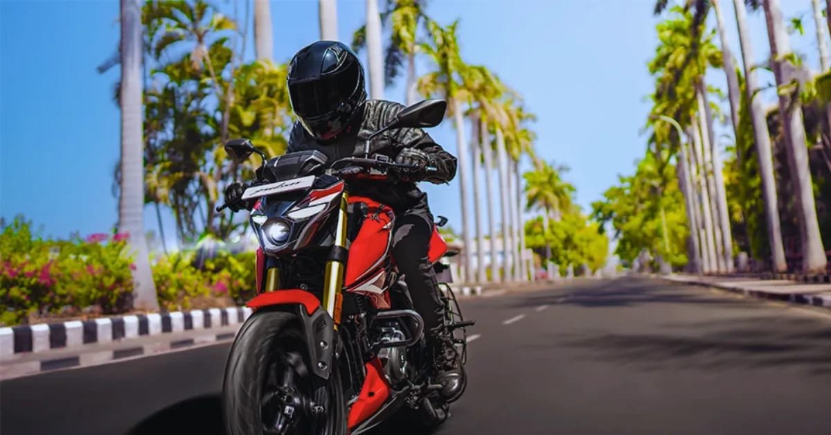 2. Bajaj Pulsar N250: The Smooth. 2. Bajaj Pulsar N250: The Smooth.
