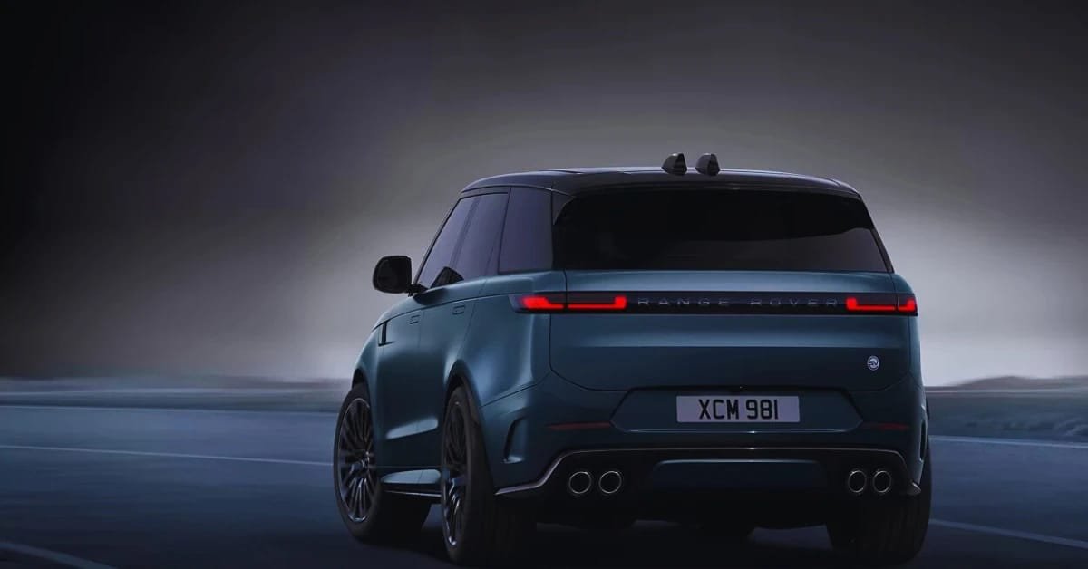 Range Rover Sport SV Black Edition Unveiled - Darkness With Luxury is Ready To Rule The Roads.